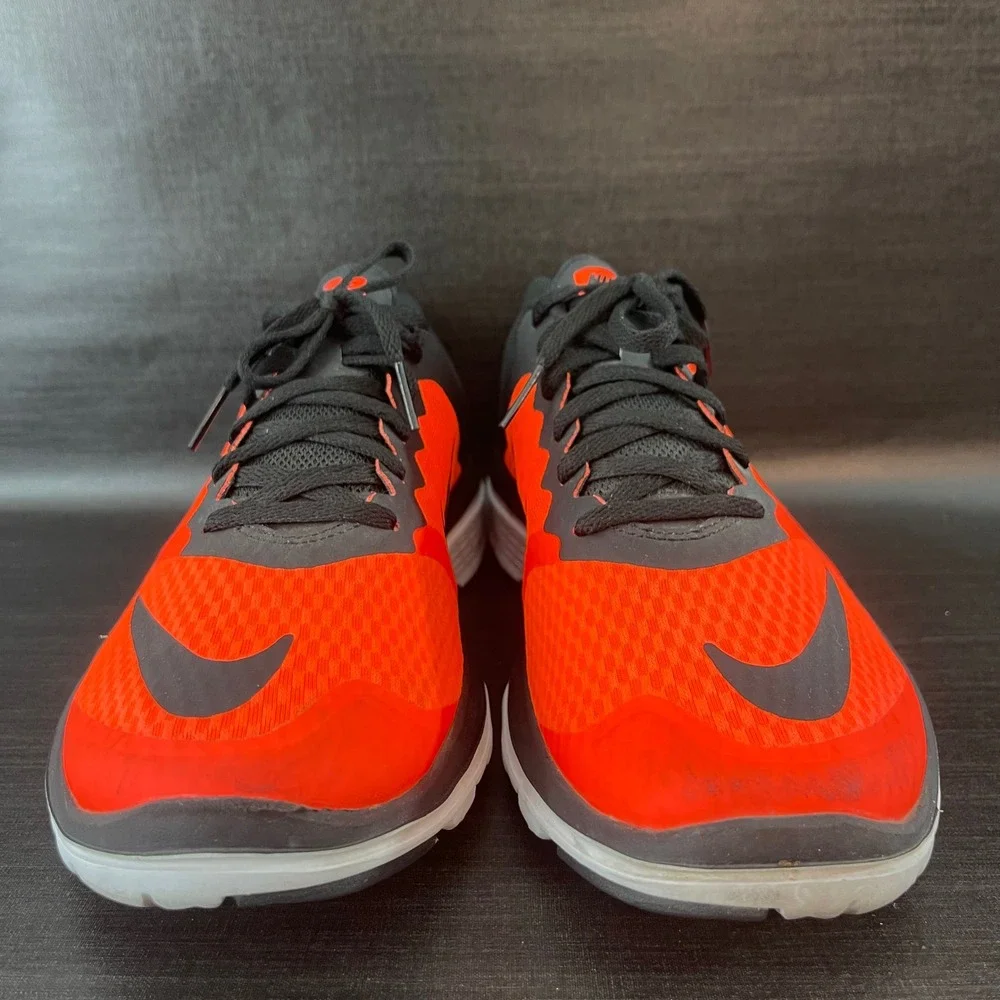 Nike FS Lite Run 3 Men Size 8.5 Bright Orange Red Black Running Shoes 807144-801